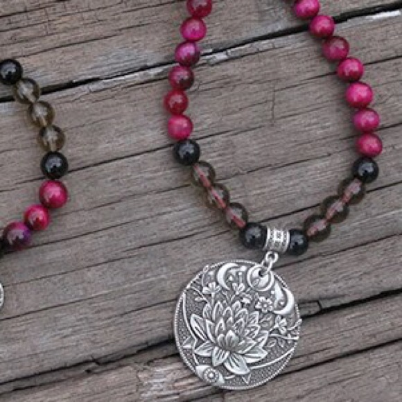 Gorgeous 108 Meditation Mala necklace ✨charged✨ - Picture 2 of 10